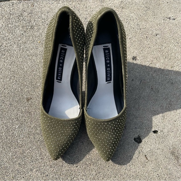 Alice + Olivia Dina Pumps in Green Kid Suede Gold Studded EU 36 US Size 6 - Picture 3 of 14